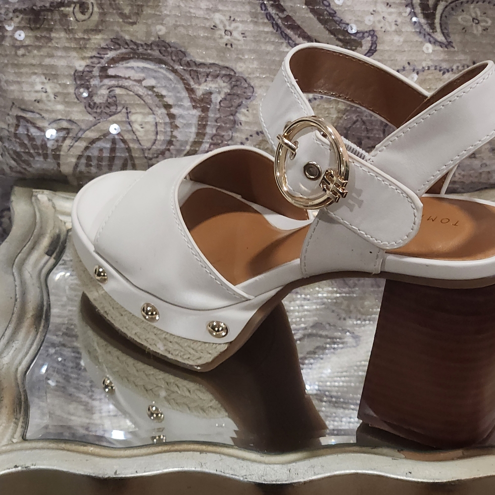 Tommy Hilfiger White Heels with Gold Buckle